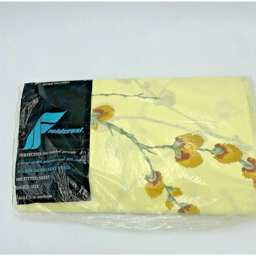 Fieldcrest Double Sheet Set Fitted Flat Pillow cases 1970s  Retro Floral Vintage